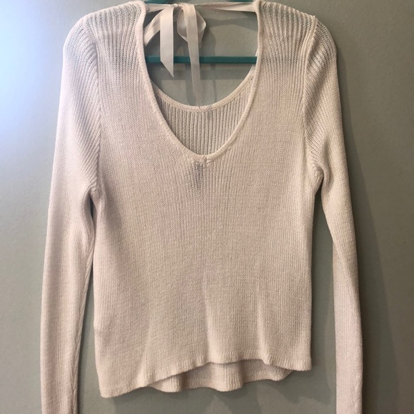 White, slouchy, open back sweater. - Picture 2 of 4